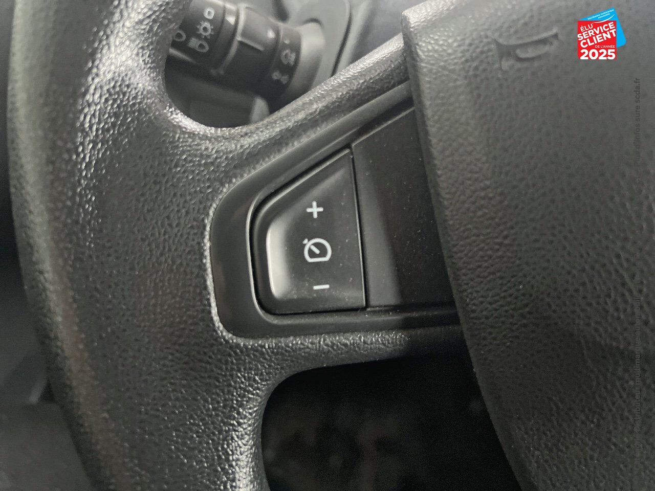 Véhicule d'occasion RENAULT KANGOO EXPRESS 1.5 BLUE DCI 80CH GRAND CONFORT chez Toyota Thionville