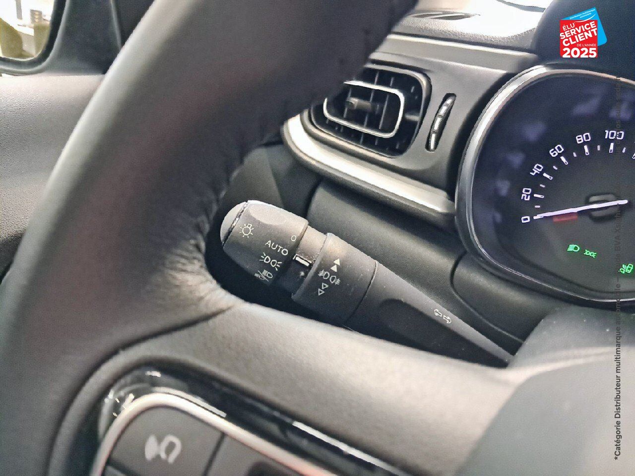 Véhicule d'occasion CITROEN C3 1.2 PURETECH 110CH SS SHINE PACK EAT6 chez Toyota Thionville