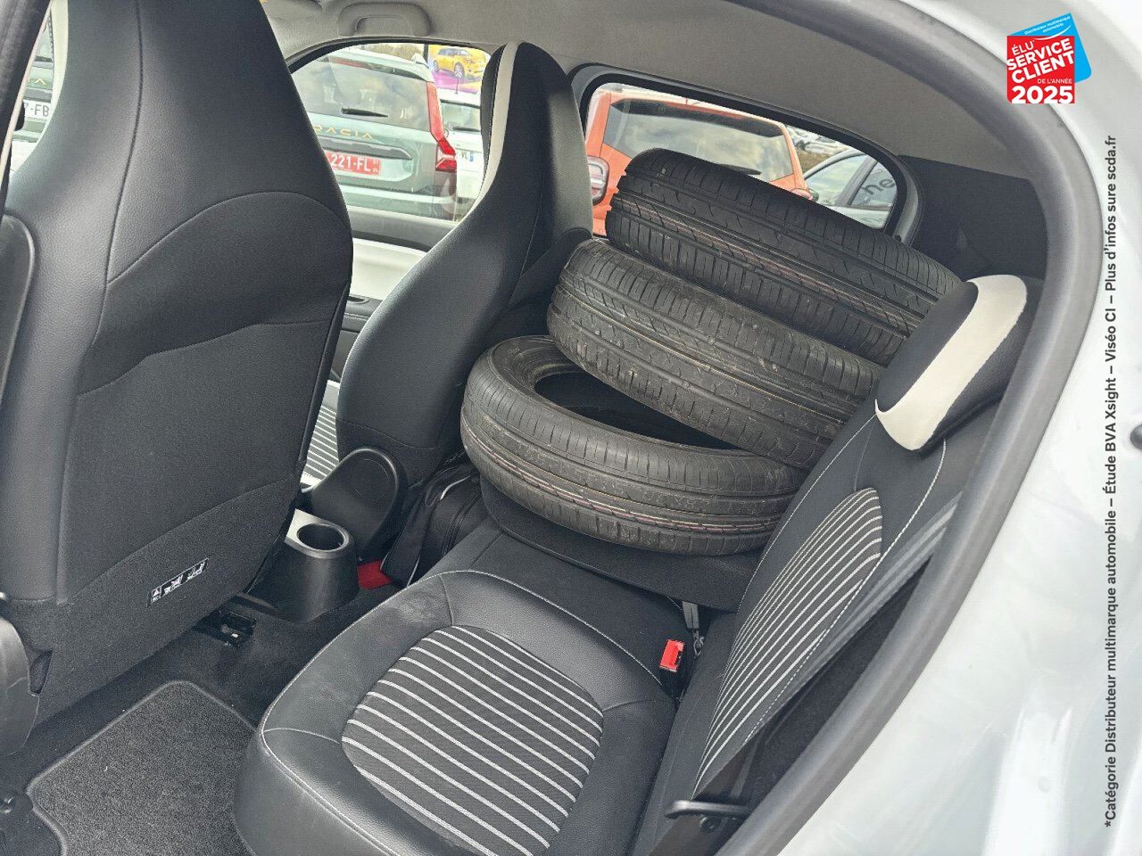 Véhicule d'occasion RENAULT TWINGO E-TECH ELECTRIC INTENS R80 ACHAT INTEGRAL - 21 GPS CAMERA chez Renault Colmar