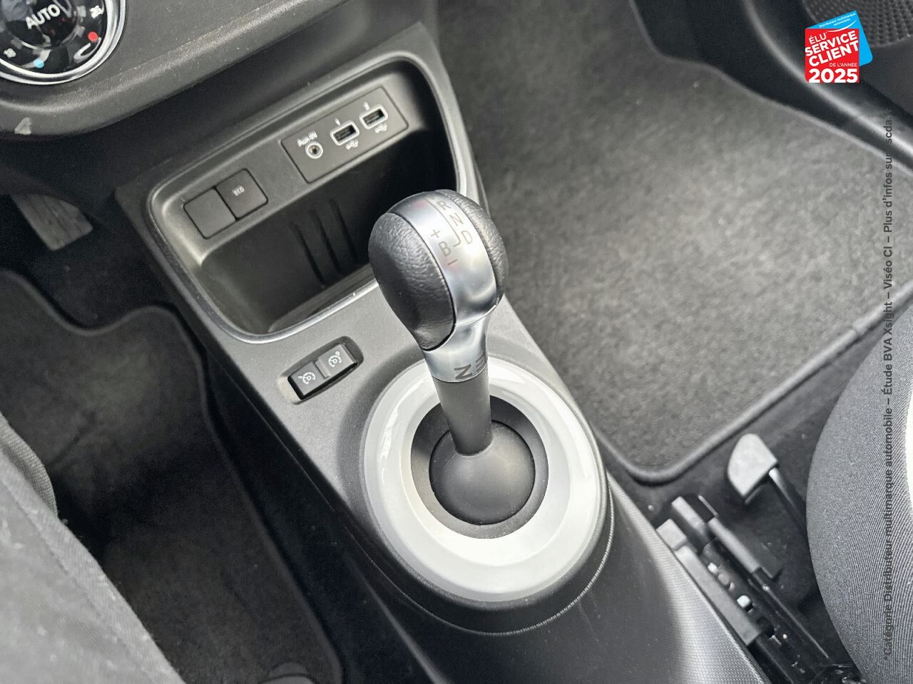 Véhicule d'occasion RENAULT TWINGO E-TECH ELECTRIC INTENS R80 ACHAT INTEGRAL - 21 GPS CAMERA chez Renault Colmar