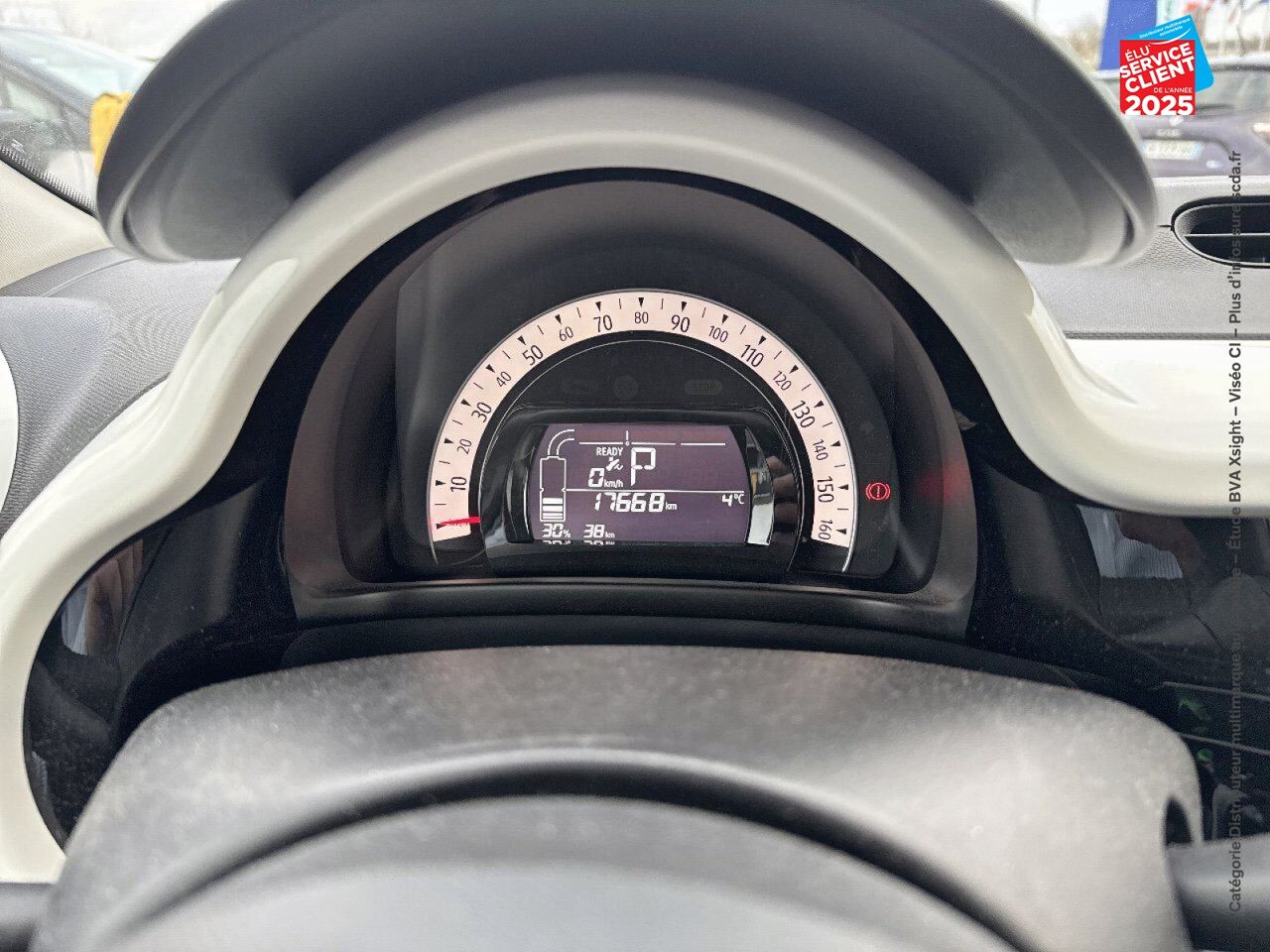 Véhicule d'occasion RENAULT TWINGO E-TECH ELECTRIC INTENS R80 ACHAT INTEGRAL - 21 GPS CAMERA chez Renault Colmar