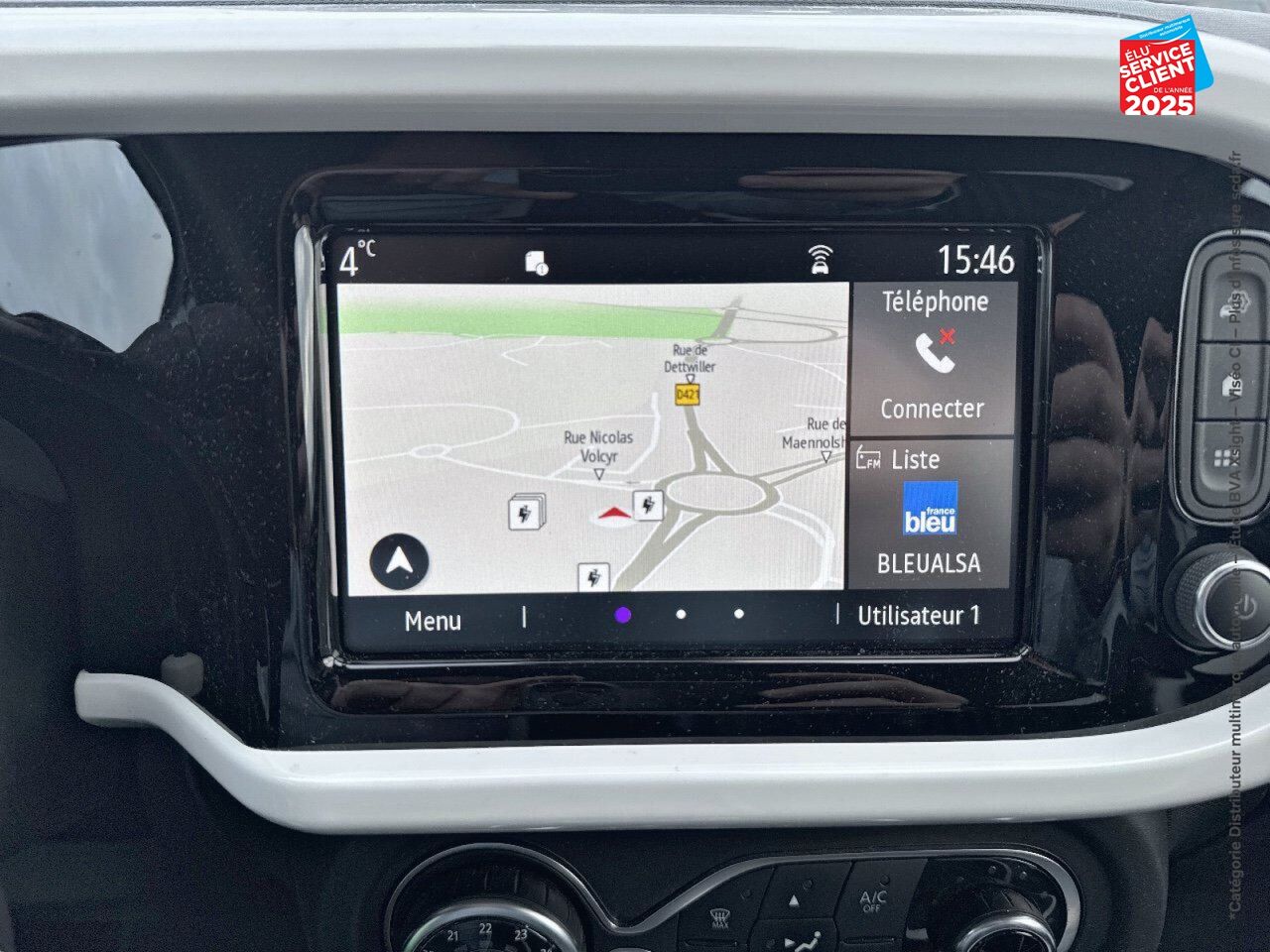 Véhicule d'occasion RENAULT TWINGO E-TECH ELECTRIC INTENS R80 ACHAT INTEGRAL - 21 GPS CAMERA chez Renault Colmar