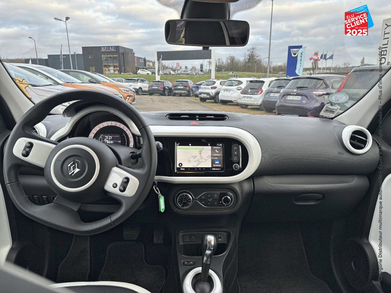 Véhicule d'occasion RENAULT TWINGO E-TECH ELECTRIC INTENS R80 ACHAT INTEGRAL - 21 GPS CAMERA chez Renault Colmar