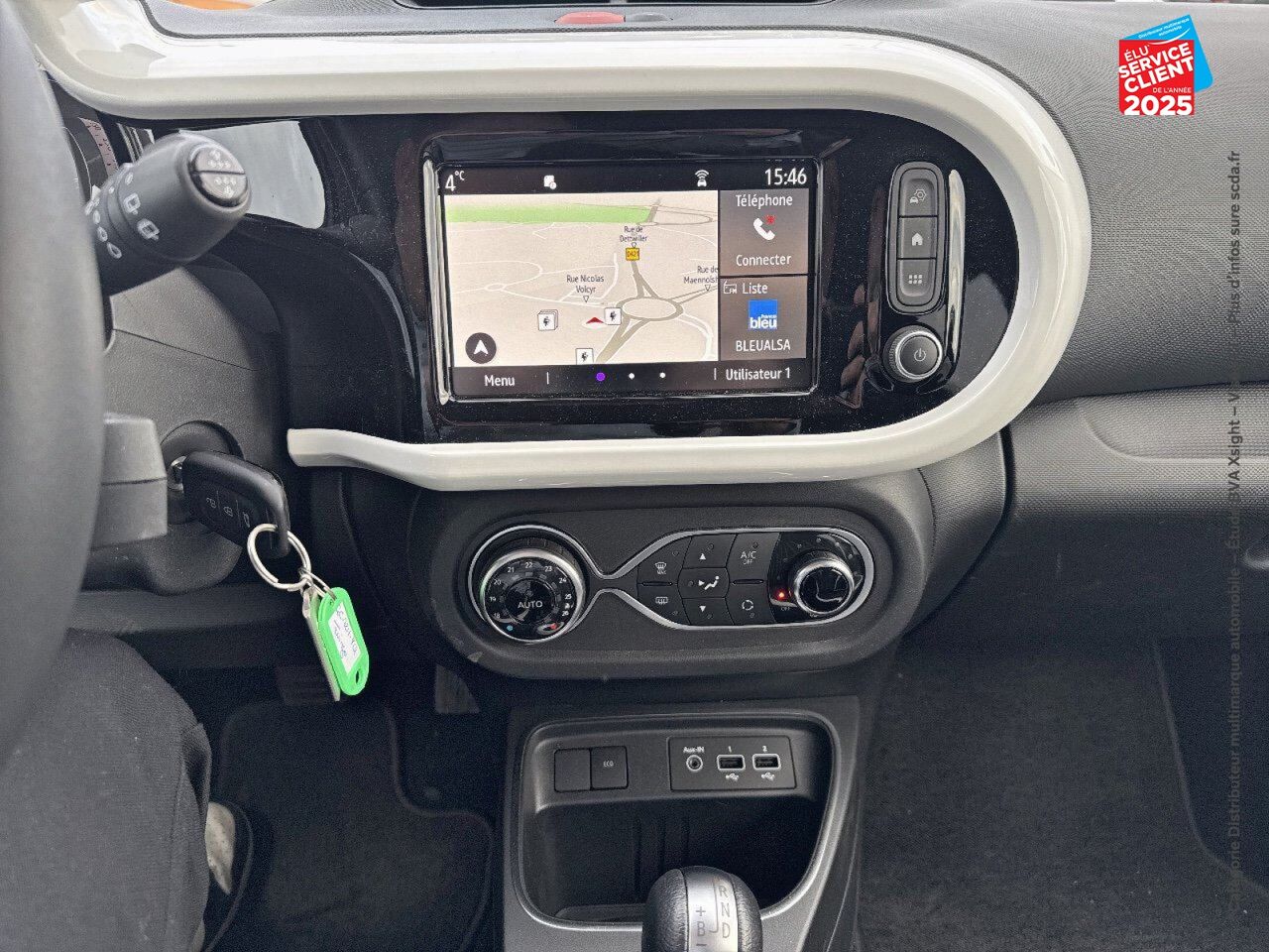 Véhicule d'occasion RENAULT TWINGO E-TECH ELECTRIC INTENS R80 ACHAT INTEGRAL - 21 GPS CAMERA chez Renault Colmar