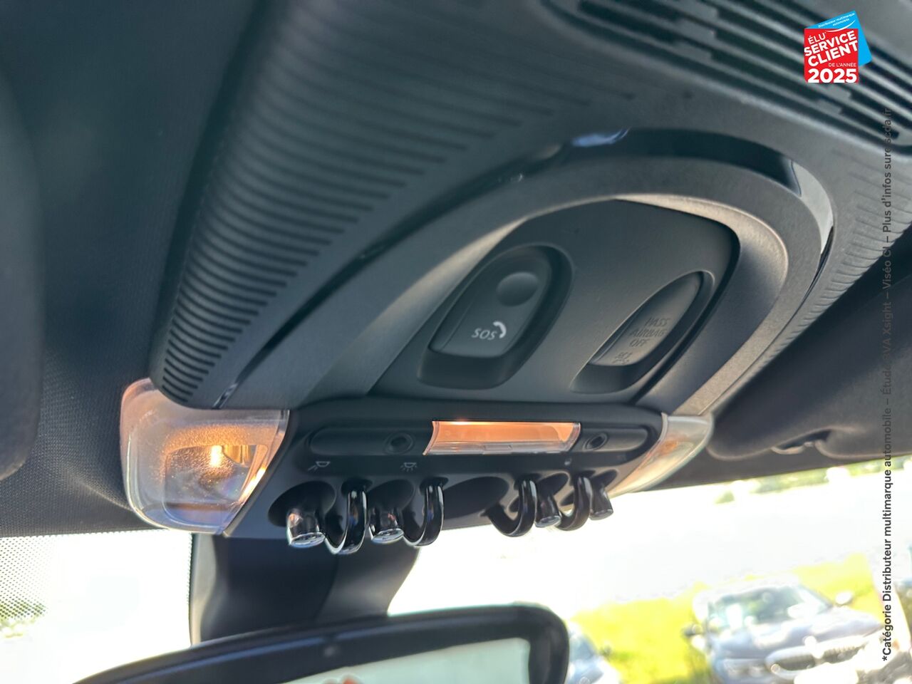 Véhicule d'occasion MINI MINI COOPER 136CH EDITION CAMDEN BVA7 SIEGES CHAUF/CUIR GPS chez Opel Saint-Dizier