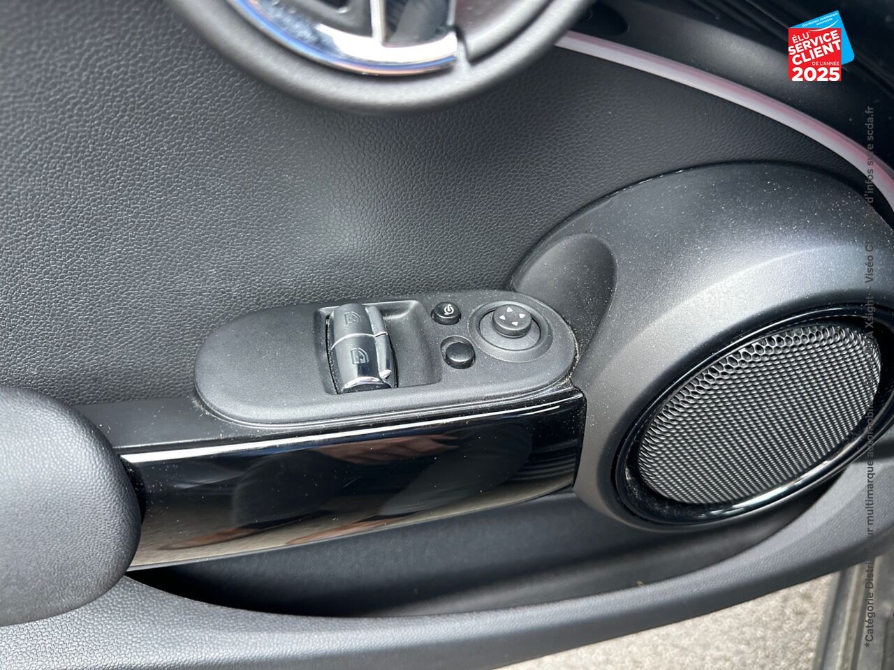 Véhicule d'occasion MINI MINI COOPER 136CH EDITION CAMDEN BVA7 SIEGES CHAUF/CUIR GPS chez Opel Saint-Dizier