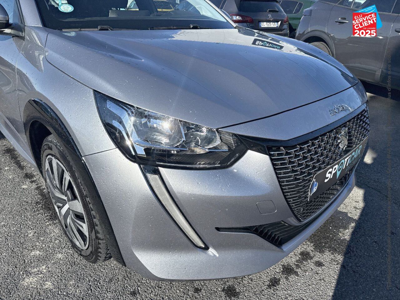 Véhicule d'occasion PEUGEOT 208 E-136CH ACTIVE chez Renault Saint-Louis