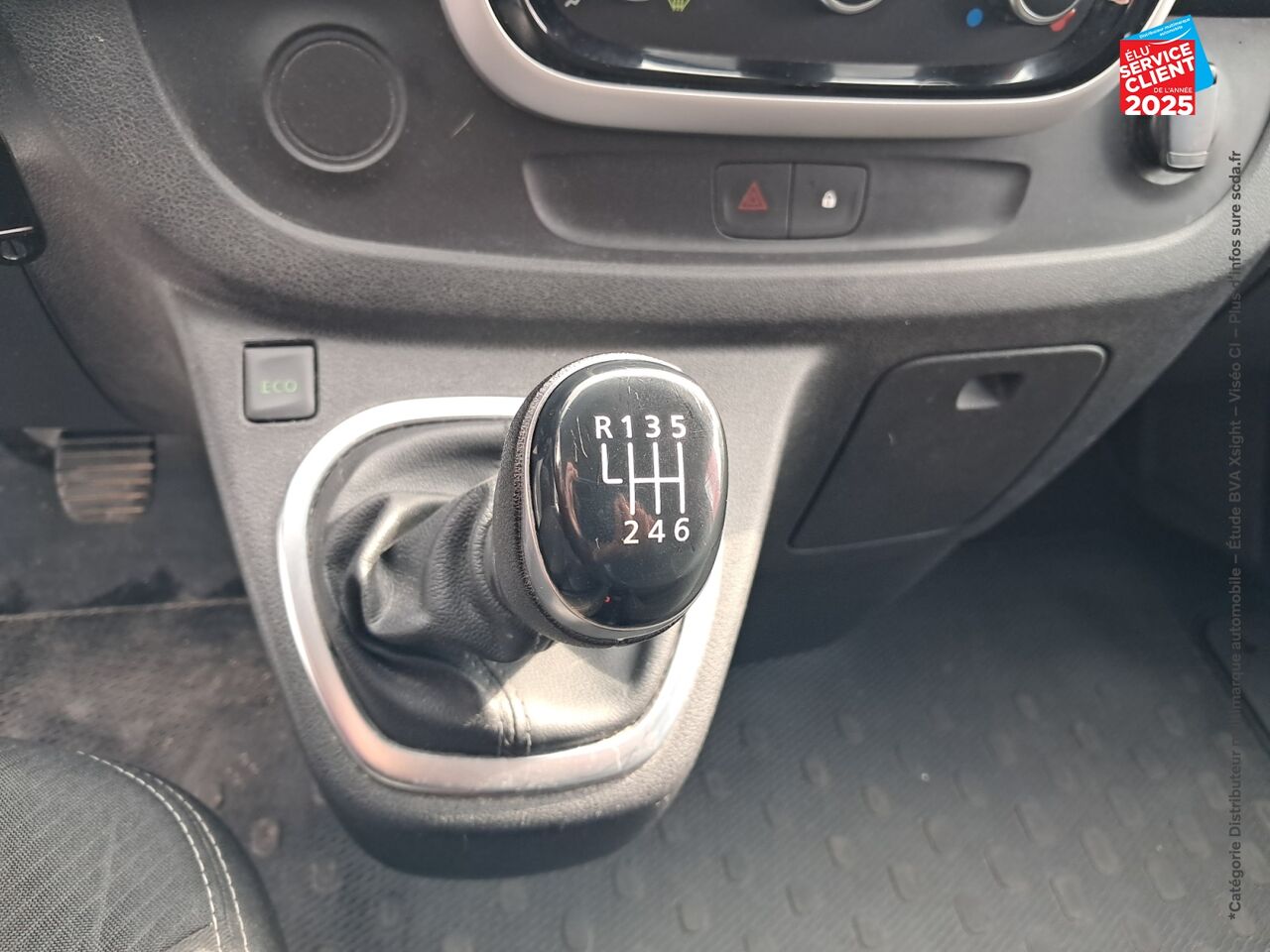 Véhicule d'occasion RENAULT TRAFIC FG L2H1 1200 1.6 DCI 145CH ENERGY GRAND CONFORT EURO6 chez Renault Colmar