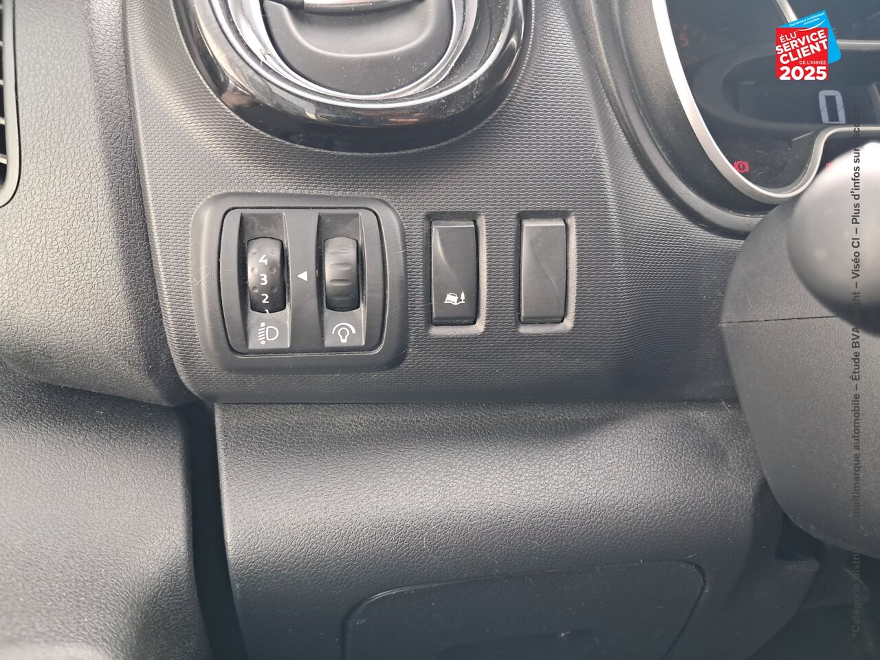 Véhicule d'occasion RENAULT TRAFIC FG L2H1 1200 1.6 DCI 145CH ENERGY GRAND CONFORT EURO6 chez Renault Colmar