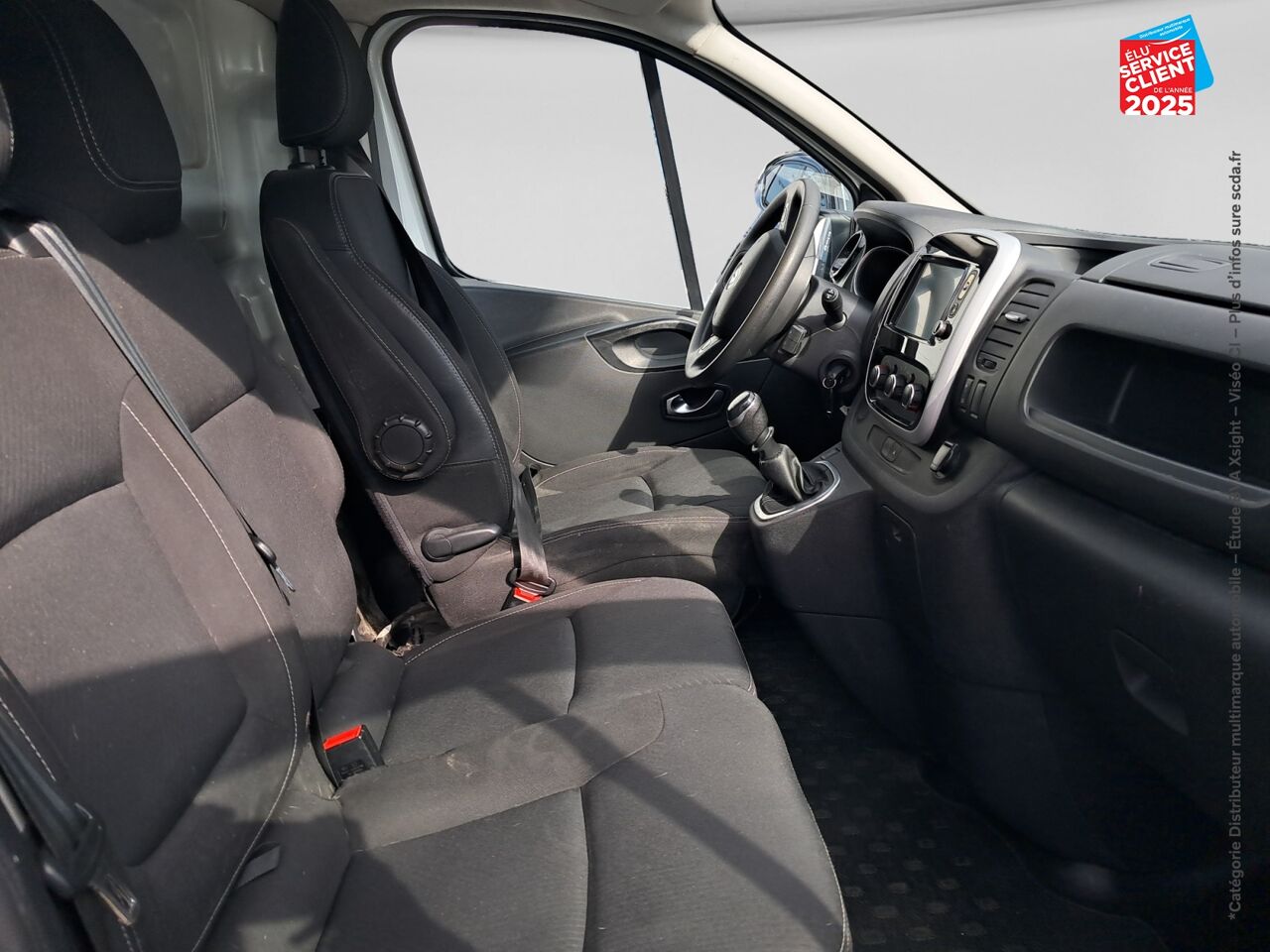 Véhicule d'occasion RENAULT TRAFIC FG L2H1 1200 1.6 DCI 145CH ENERGY GRAND CONFORT EURO6 chez Renault Colmar