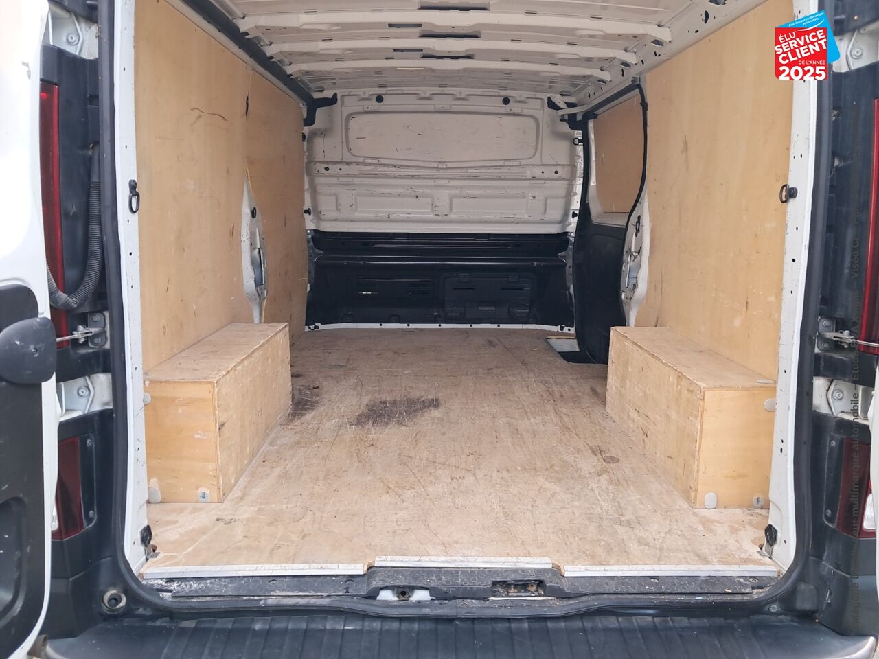 Véhicule d'occasion RENAULT TRAFIC FG L2H1 1200 1.6 DCI 145CH ENERGY GRAND CONFORT EURO6 chez Renault Colmar