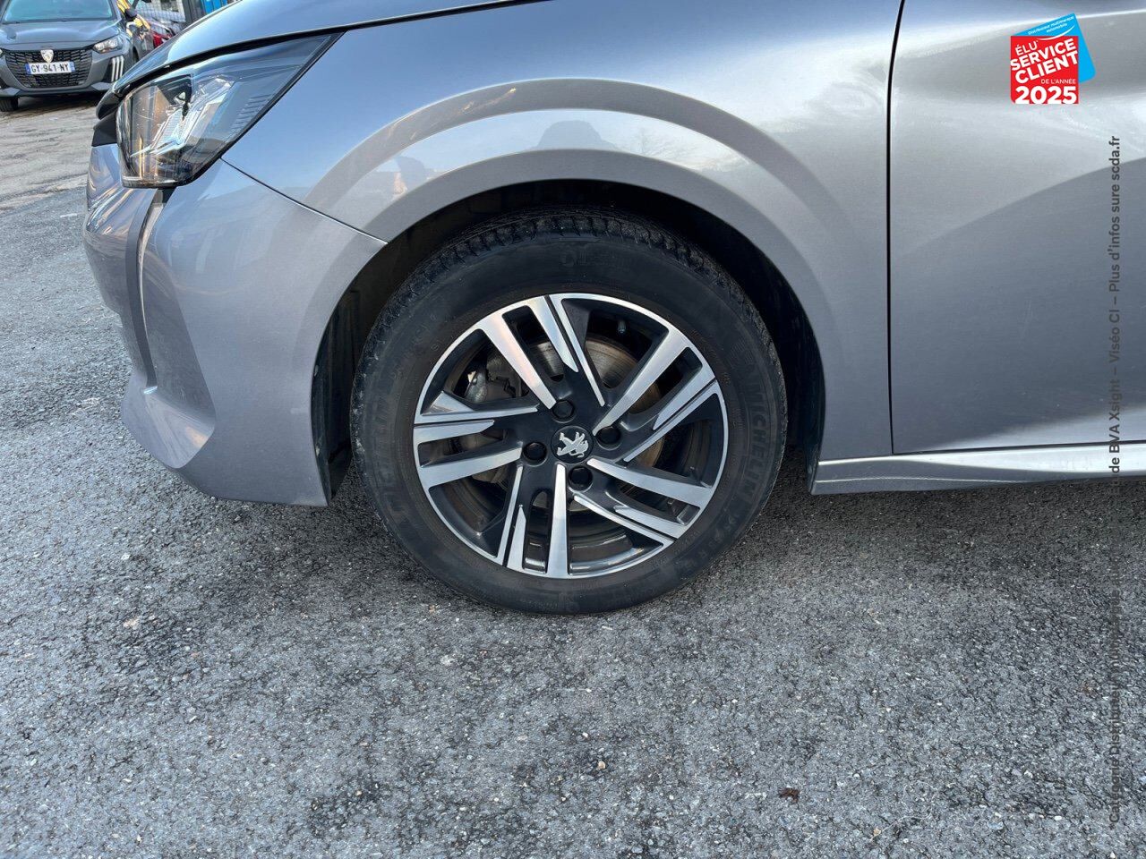 Véhicule d'occasion PEUGEOT 208 1.2 PURETECH 100CH SS ALLURE PACK chez Peugeot Sedan