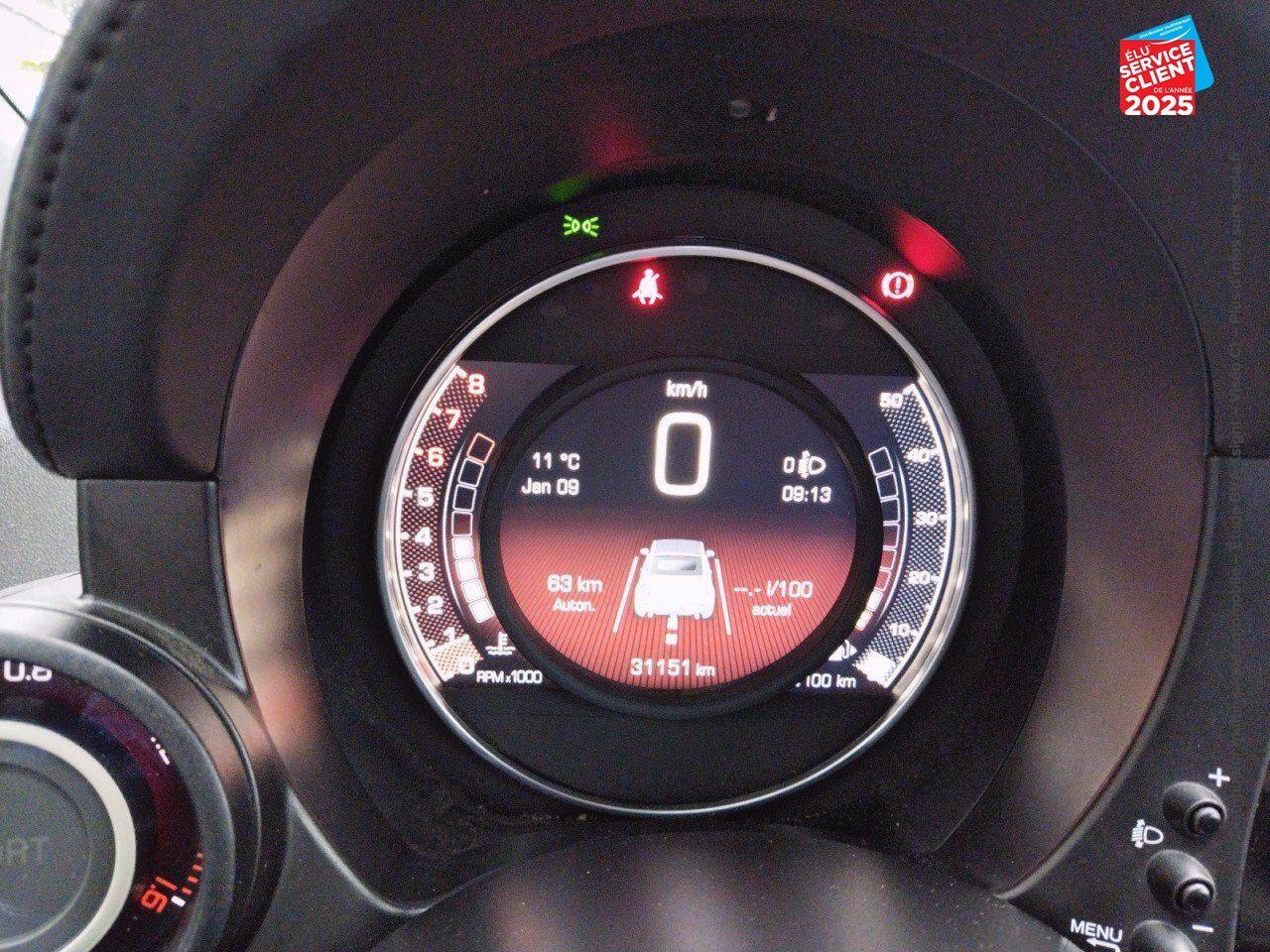 Véhicule d'occasion ABARTH 500C 1.4 TURBO T-JET 145CH 595 MY17 chez BMW Pontarlier