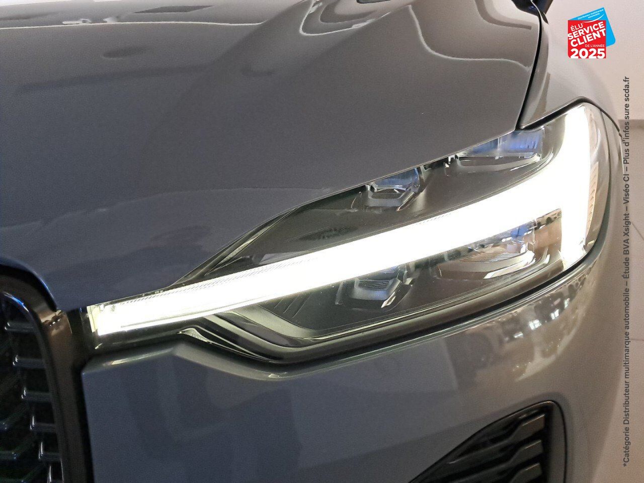 Véhicule d'occasion VOLVO XC60 T6 AWD 253 + 145CH PLUS STYLE DARK GEARTRONIC chez Volvo Epernay