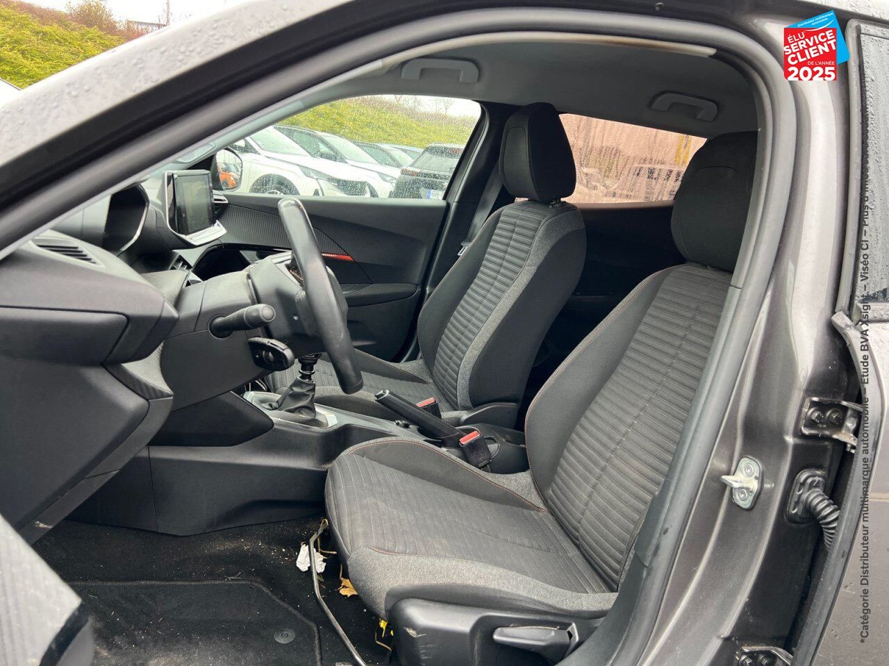 Véhicule d'occasion PEUGEOT 2008 1.2 PURETECH 130CH S/S ACTIVE GPS RADAR AR chez Toyota Saint Dizier