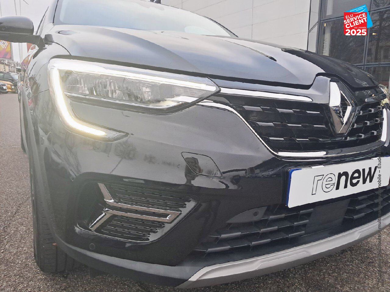 Véhicule d'occasion RENAULT ARKANA 1.3 TCE MILD HYBRID 140CH EVOLUTION EDC -22 GPS CAMERA chez HESS Automobile