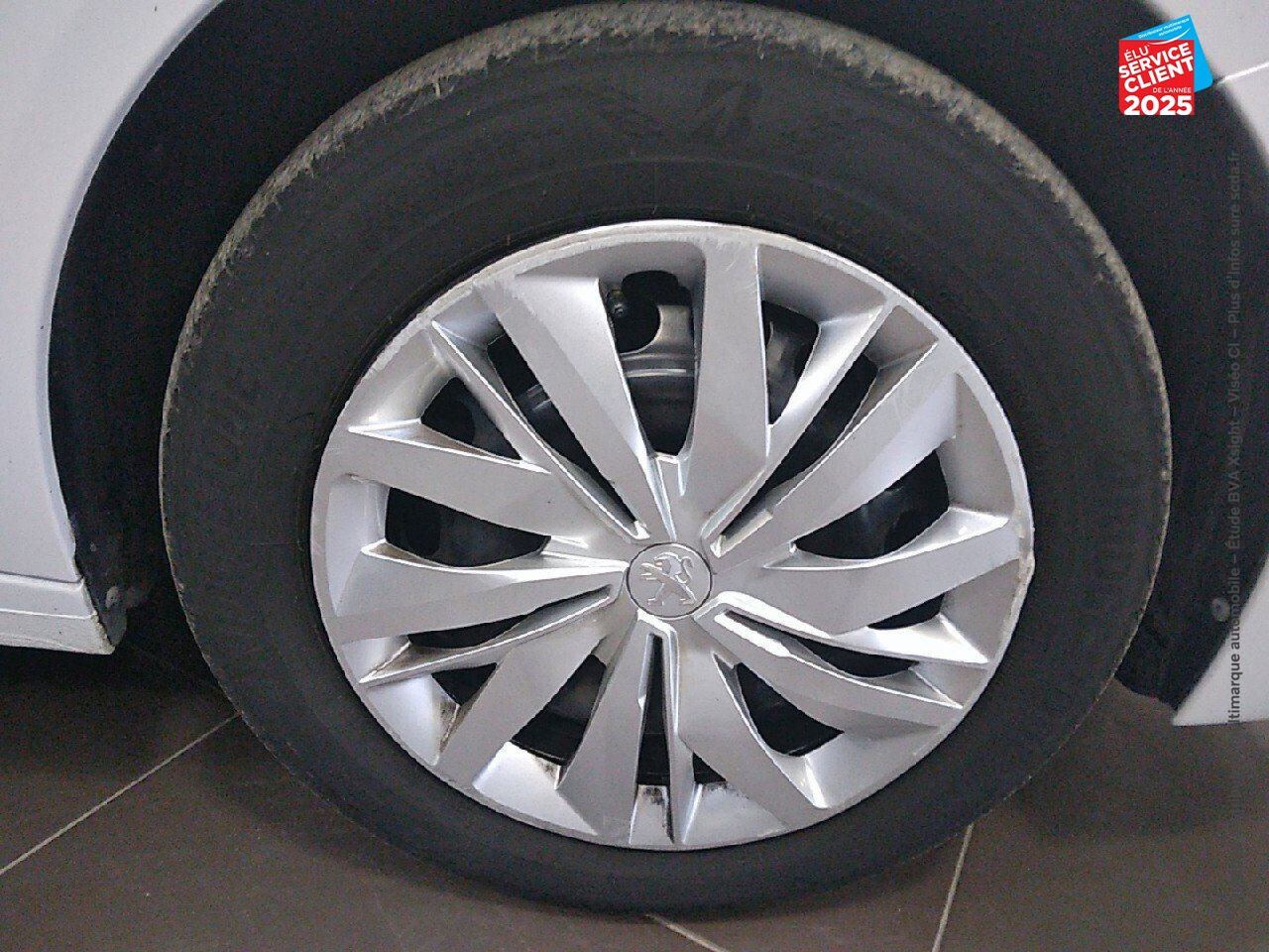 Véhicule d'occasion PEUGEOT 208 BUSINESS R 1.5 BLUEHDI 100CH SS ACTIVE chez Renault Saint-Louis