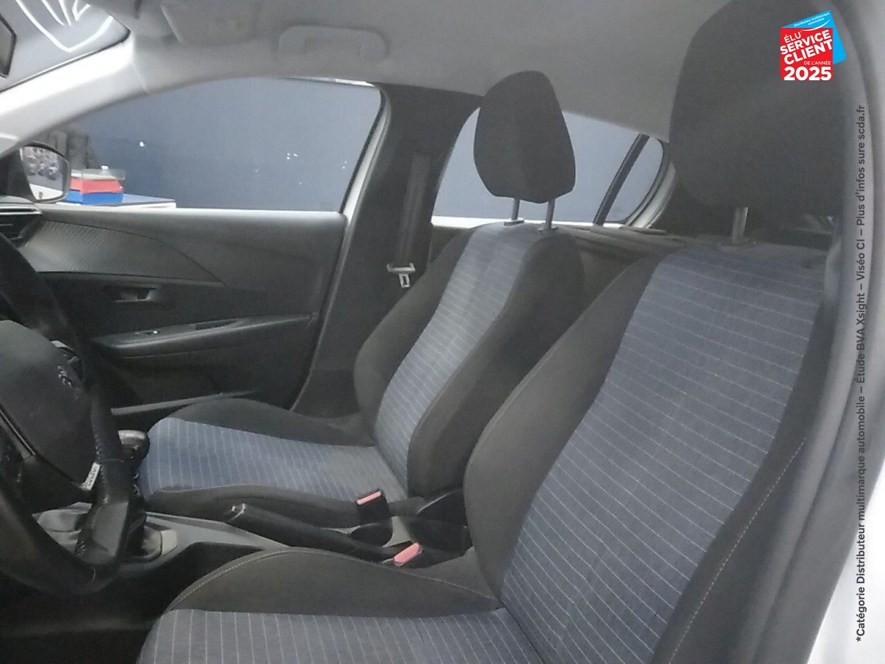 Véhicule d'occasion PEUGEOT 208 BUSINESS R 1.5 BLUEHDI 100CH SS ACTIVE chez Renault Saint-Louis