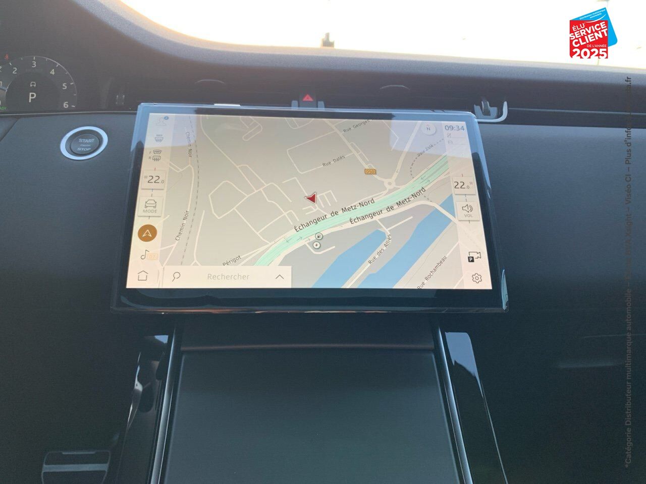 Véhicule d'occasion LAND-ROVER RANGE ROVER EVOQUE 1.5 P270E PHEV 269CH DYNAMIC SE chez Toyota Thionville