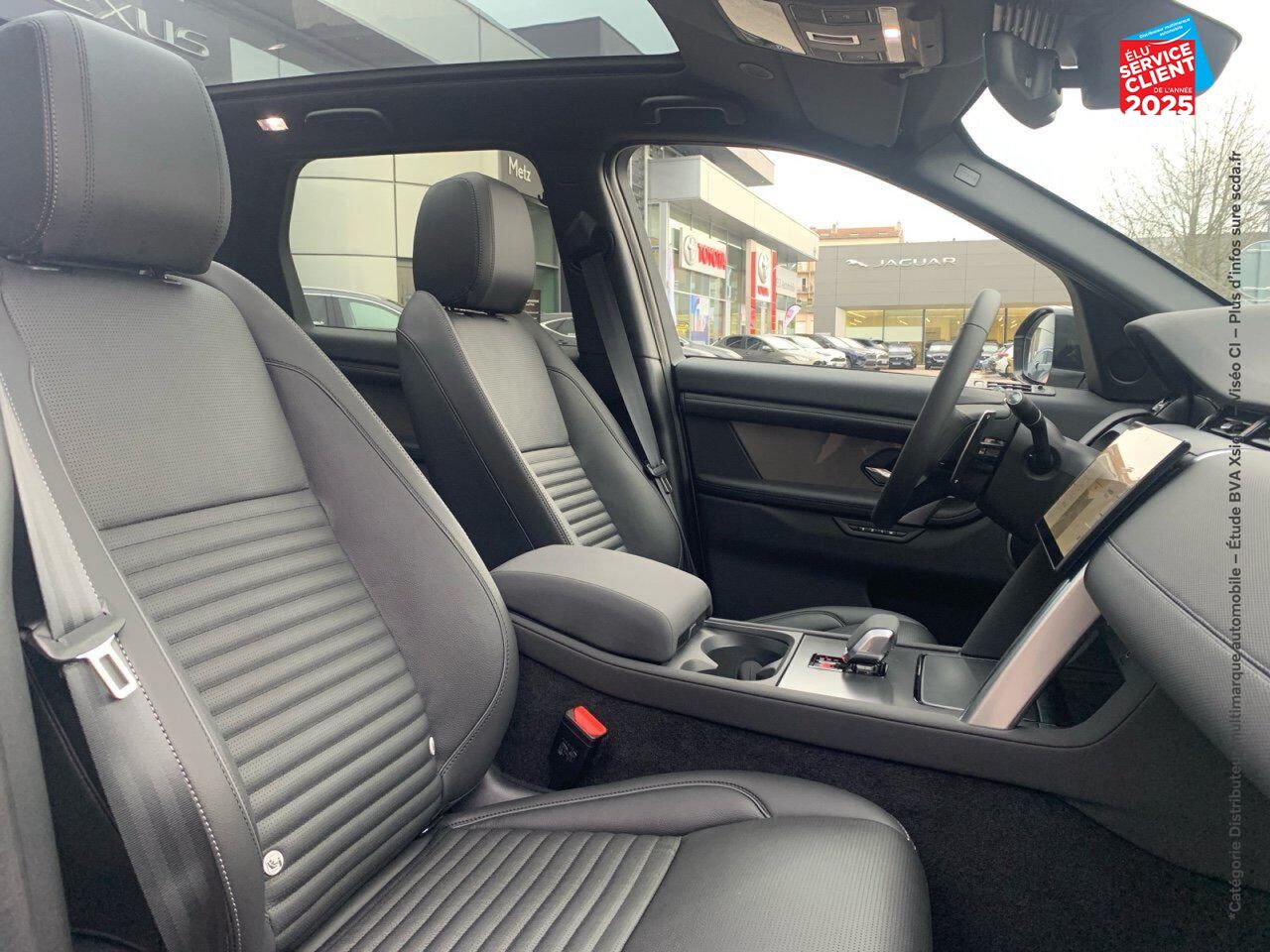 Véhicule neuf LAND-ROVER DISCOVERY SPORT 1.5 P300E 309CH DYNAMIC SE chez Land Rover Metz