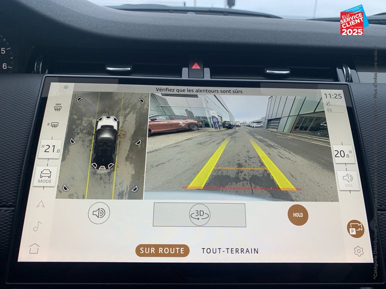 Véhicule neuf LAND-ROVER DISCOVERY SPORT 1.5 P300E 309CH DYNAMIC SE chez Land Rover Metz