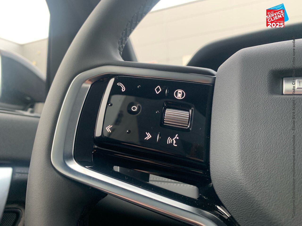 Véhicule neuf LAND-ROVER DISCOVERY SPORT 1.5 P300E 309CH DYNAMIC SE chez Land Rover Metz