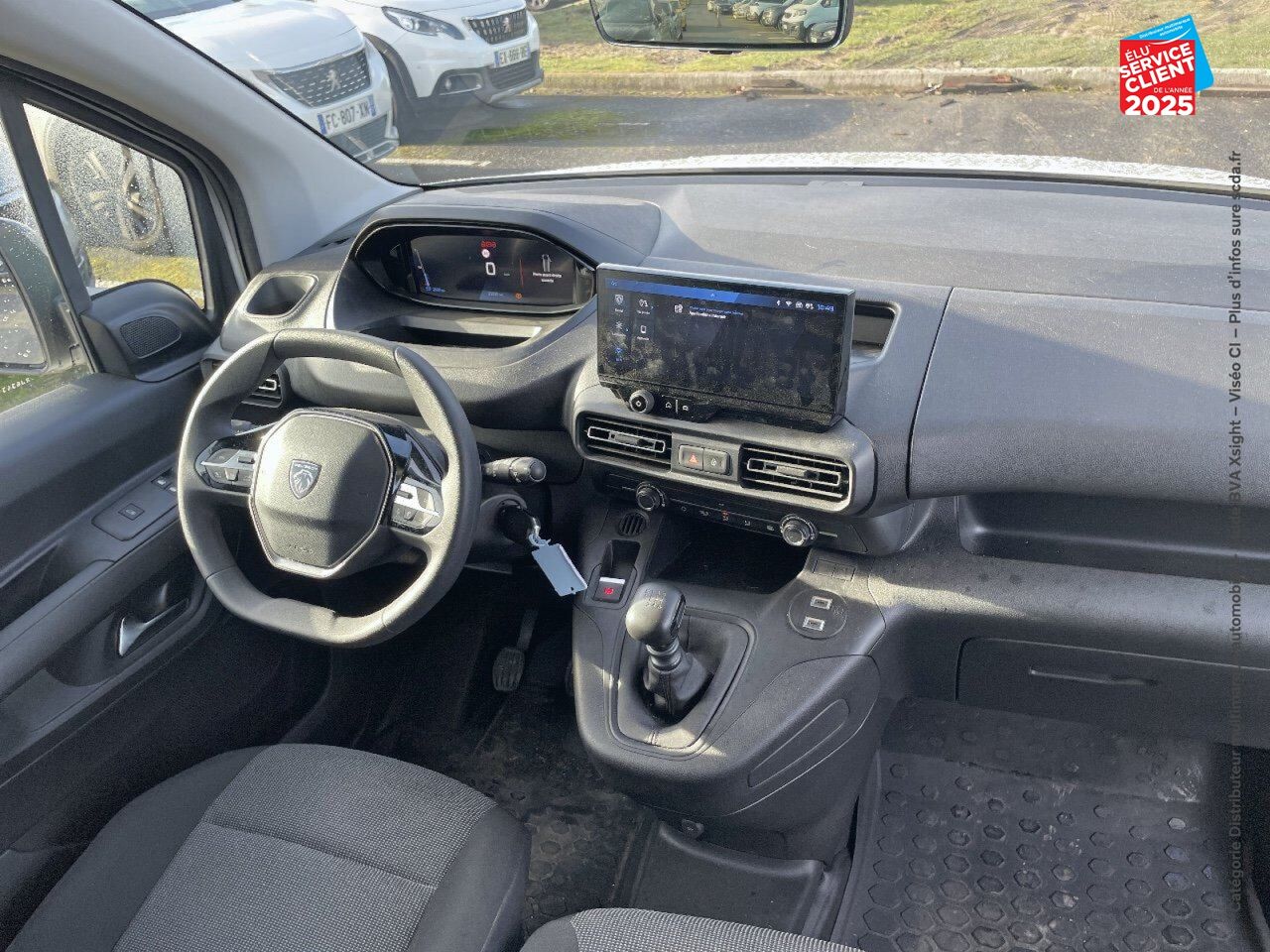 Véhicule d'occasion PEUGEOT PARTNER M 650KG BLUEHDI 100CH SS PACK ASPHALT CONNECT chez Renault Colmar
