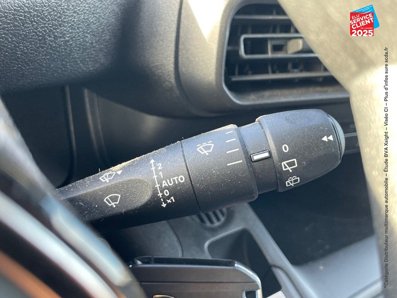 Véhicule d'occasion PEUGEOT PARTNER M 650KG BLUEHDI 100CH SS PACK ASPHALT CONNECT chez Renault Colmar