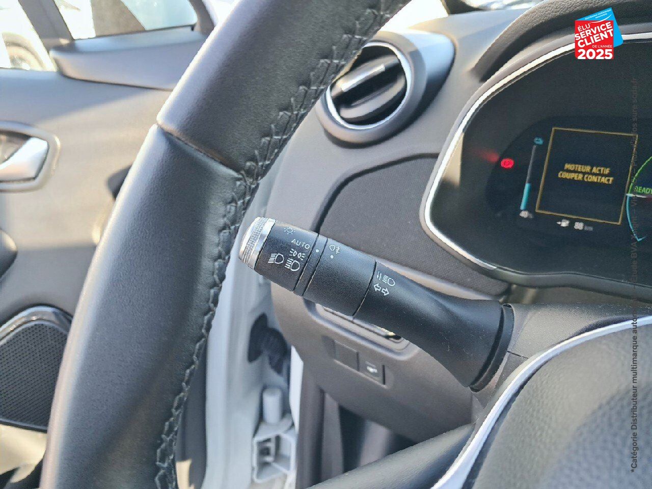 Véhicule d'occasion RENAULT ZOE BUSINESS CHARGE NORMALE R110 - 20 chez Renault Colmar