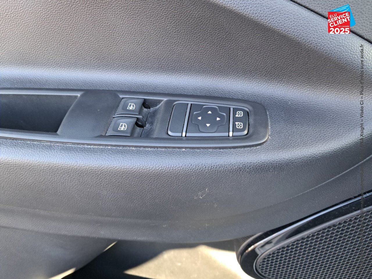 Véhicule d'occasion RENAULT ZOE BUSINESS CHARGE NORMALE R110 - 20 chez Renault Colmar