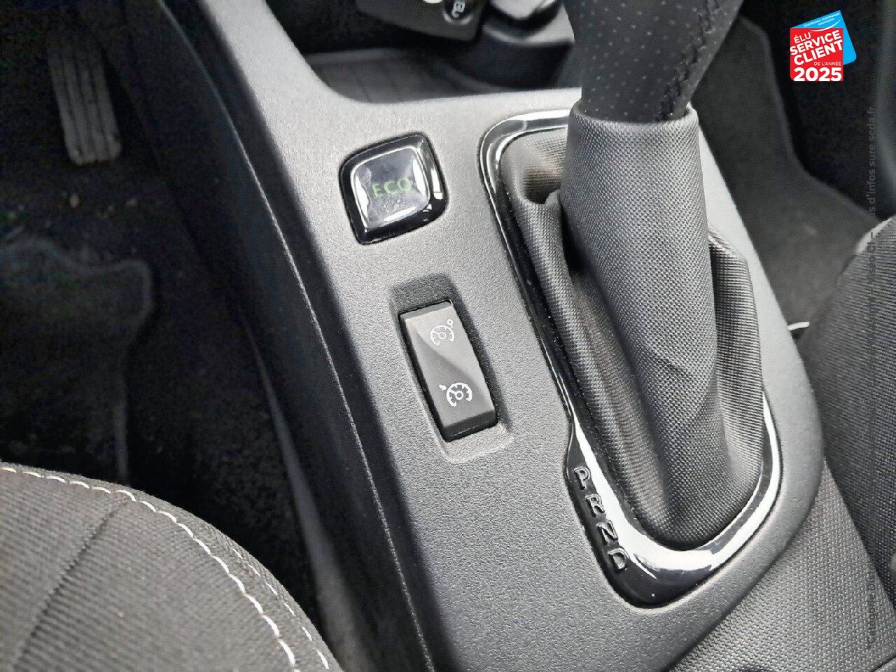 Véhicule d'occasion RENAULT ZOE INTENS CHARGE NORMALE R90 GPS CAMERA chez Toyota Bar le Duc