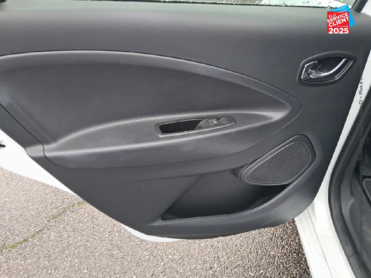 Véhicule d'occasion RENAULT ZOE INTENS CHARGE NORMALE R90 GPS CAMERA chez Toyota Bar le Duc