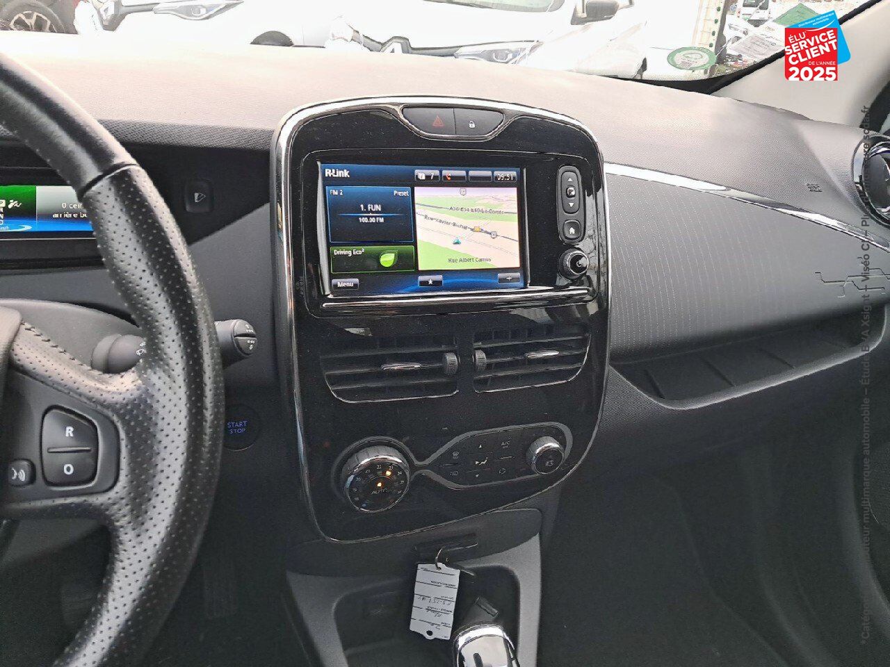 Véhicule d'occasion RENAULT ZOE INTENS CHARGE NORMALE R90 GPS CAMERA chez Toyota Bar le Duc
