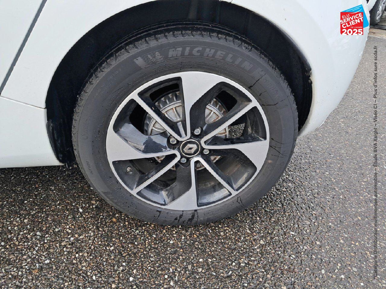 Véhicule d'occasion RENAULT ZOE INTENS CHARGE NORMALE R90 GPS CAMERA chez Toyota Bar le Duc