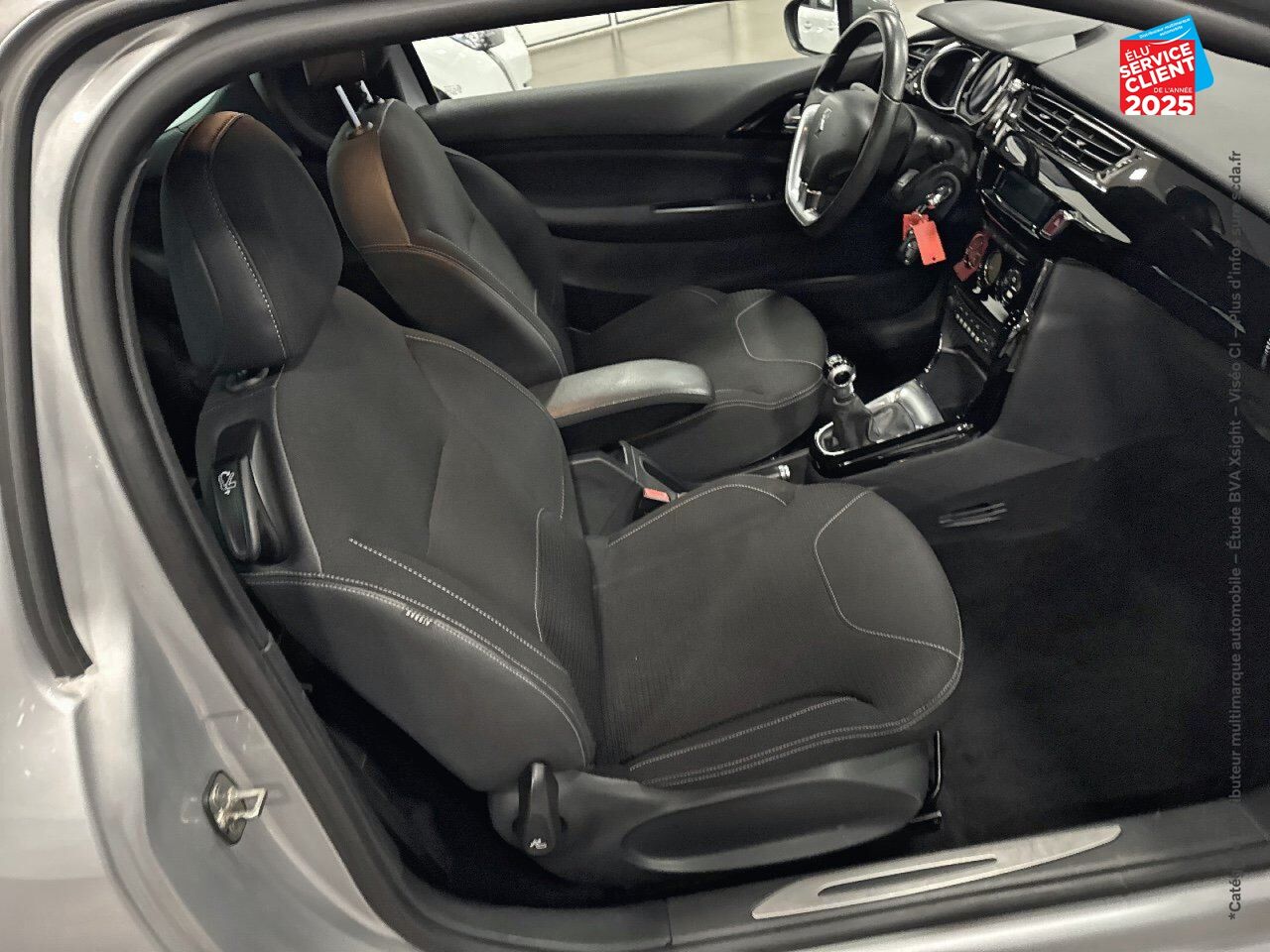 Véhicule d'occasion CITROEN DS3 PURETECH 110CH SO CHIC SS chez Toyota Saint Dizier