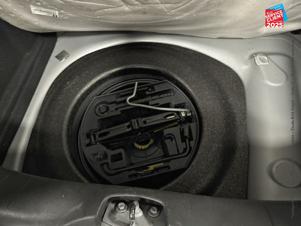 Véhicule d'occasion CITROEN DS3 PURETECH 110CH SO CHIC SS chez Toyota Saint Dizier