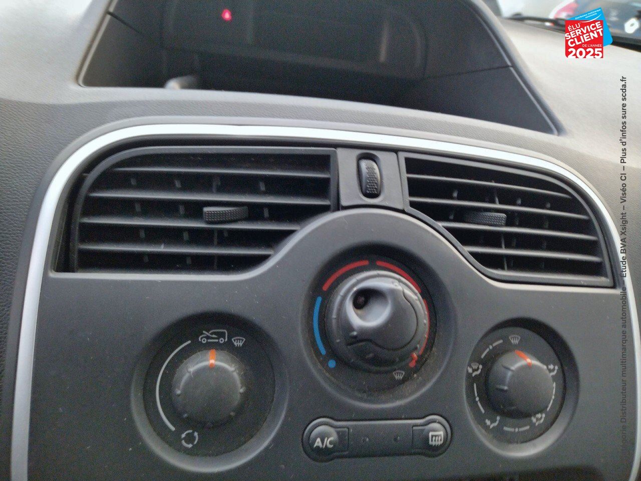 Véhicule d'occasion RENAULT KANGOO EXPRESS 1.5 BLUE DCI 80CH GRAND CONFORT 5CV chez Renault Sélestat