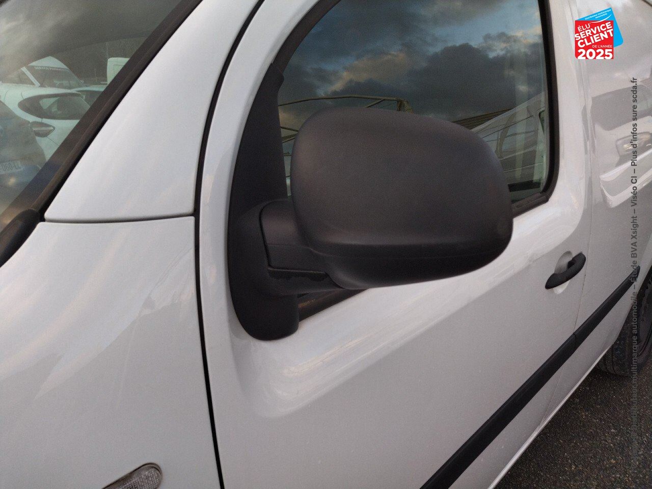 Véhicule d'occasion RENAULT KANGOO EXPRESS 1.5 BLUE DCI 80CH GRAND CONFORT 5CV chez Renault Sélestat