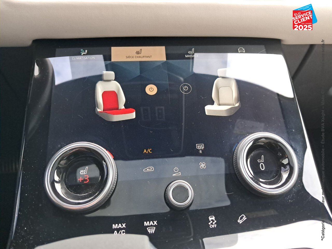 Véhicule d'occasion LAND-ROVER RANGE ROVER VELAR 2.0 P400E 404CH PHEV R-DYNAMIC HSE AWD BVA TPANO SIEGES CHAUF/CUIR GPS CAMERA M chez Renault Colmar