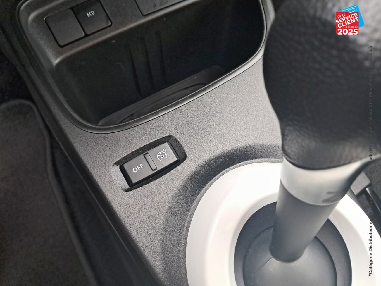 Véhicule d'occasion RENAULT TWINGO E-TECH ELECTRIC ZEN R80 ACHAT INTEGRAL - 21MY RADAR AR chez Opel Thionville