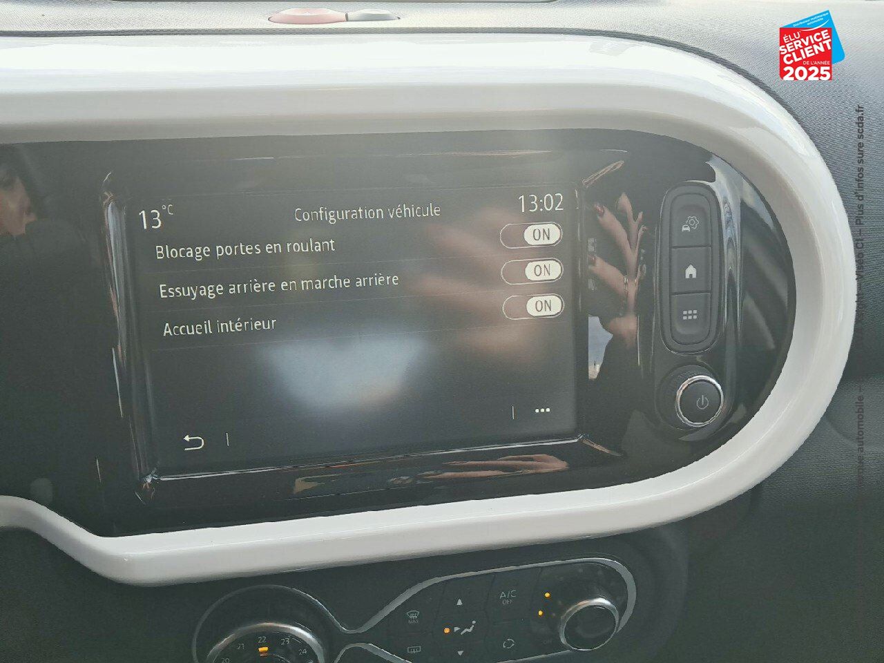 Véhicule d'occasion RENAULT TWINGO E-TECH ELECTRIC ZEN R80 ACHAT INTEGRAL - 21MY RADAR AR chez Opel Thionville