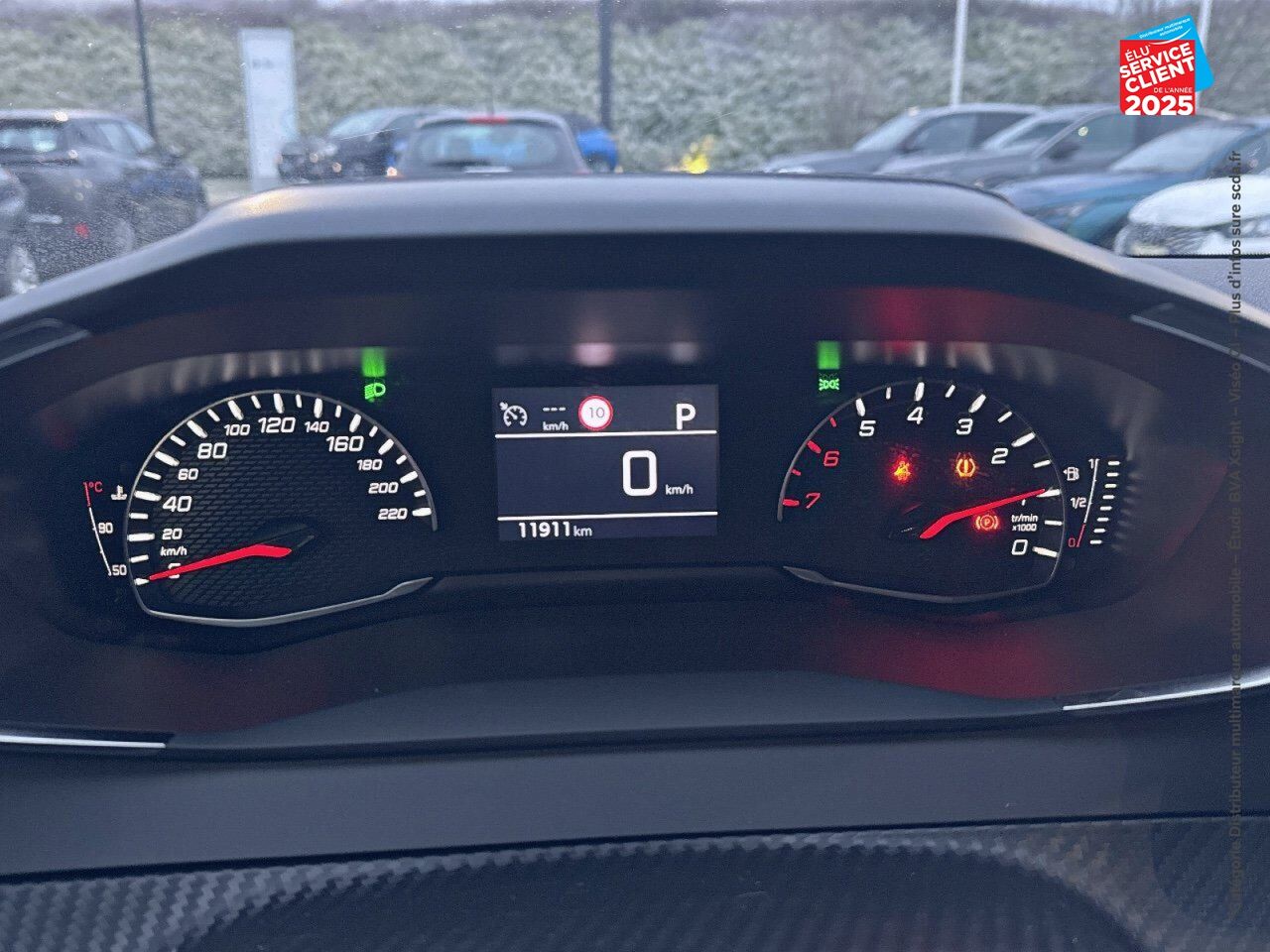 Véhicule d'occasion PEUGEOT 208 1.2 PURETECH 100CH S/S STYLE EAT8 GPS CAMERA chez Hyundai Epernay