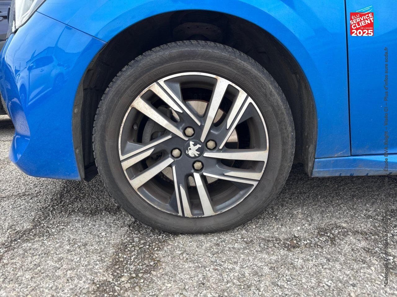 Véhicule d'occasion PEUGEOT 208 1.2 PURETECH 100CH SS ALLURE EAT8 chez Renault Colmar