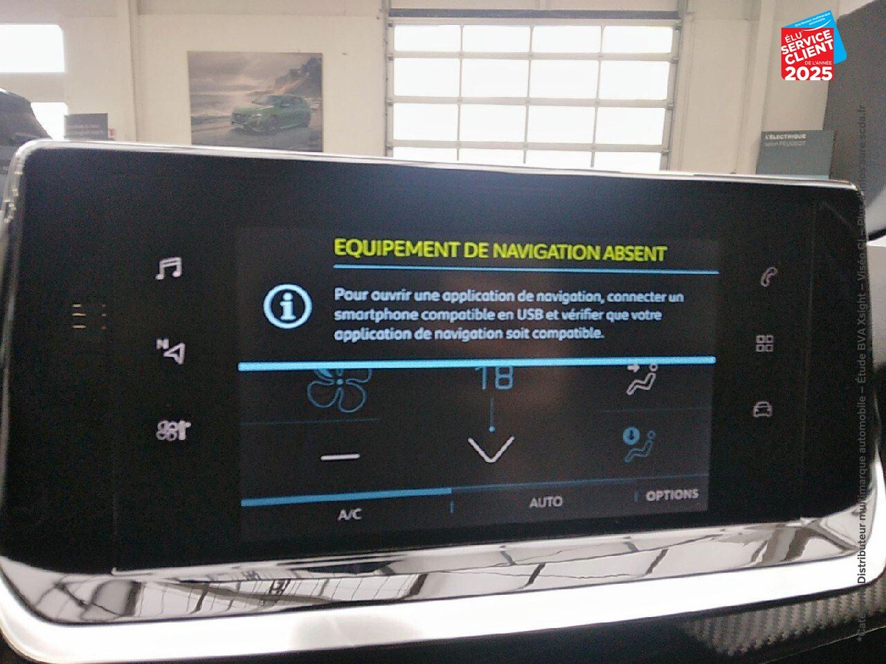 Véhicule d'occasion PEUGEOT 208 E-136CH STYLE CARPLAY chez Renault Saint-Louis