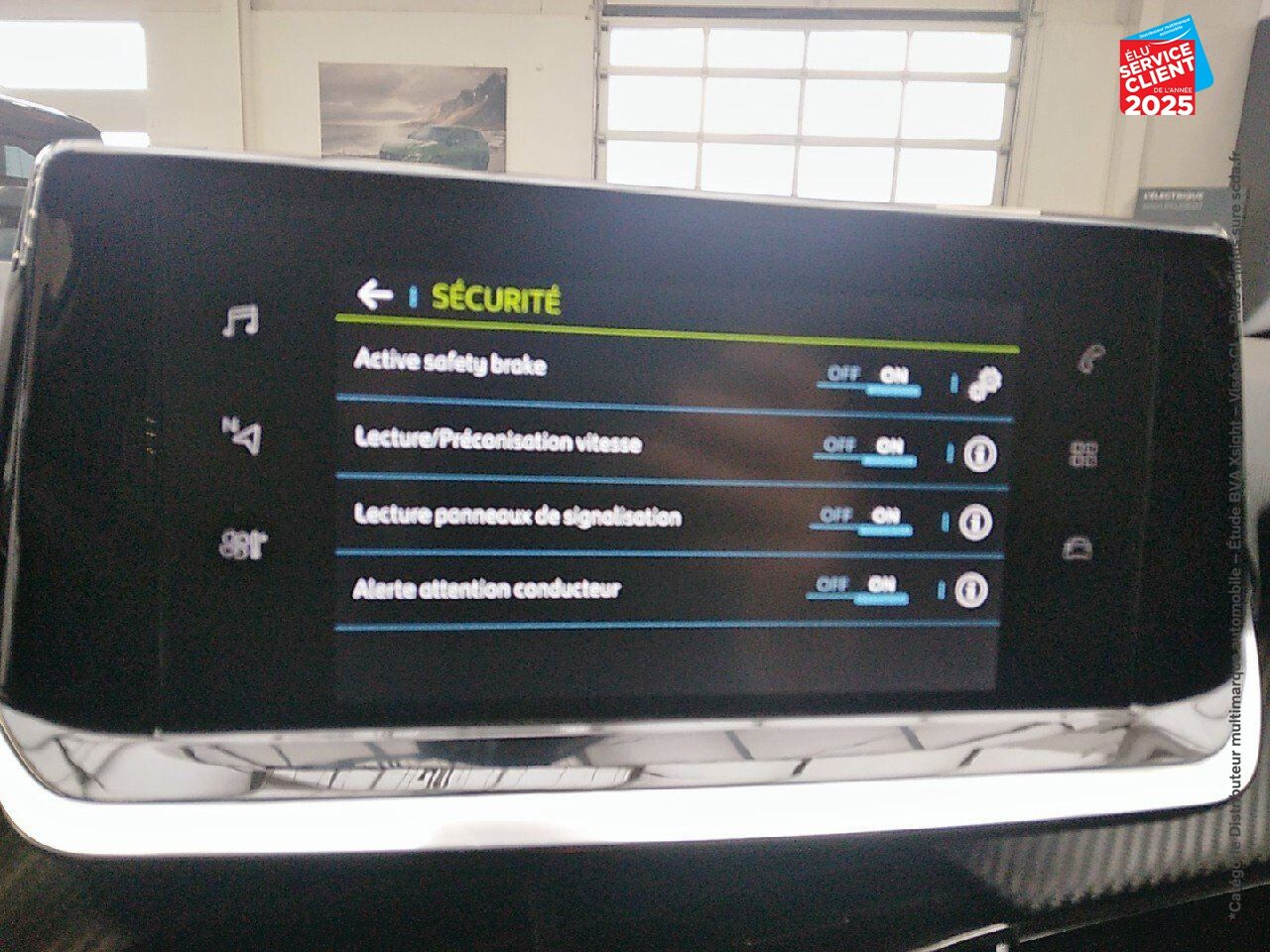 Véhicule d'occasion PEUGEOT 208 E-136CH STYLE CARPLAY chez Renault Saint-Louis