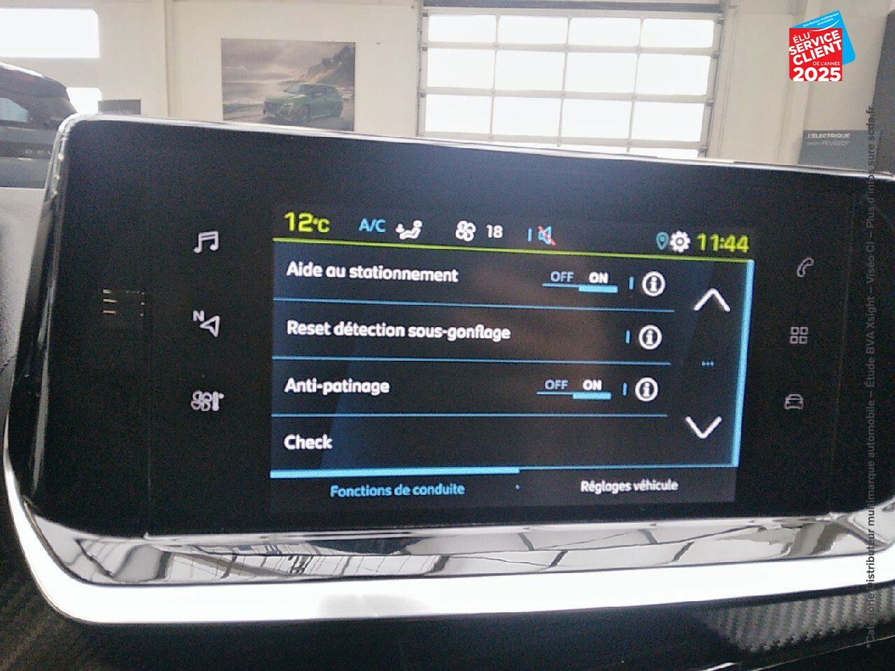 Véhicule d'occasion PEUGEOT 208 E-136CH STYLE CARPLAY chez Renault Saint-Louis