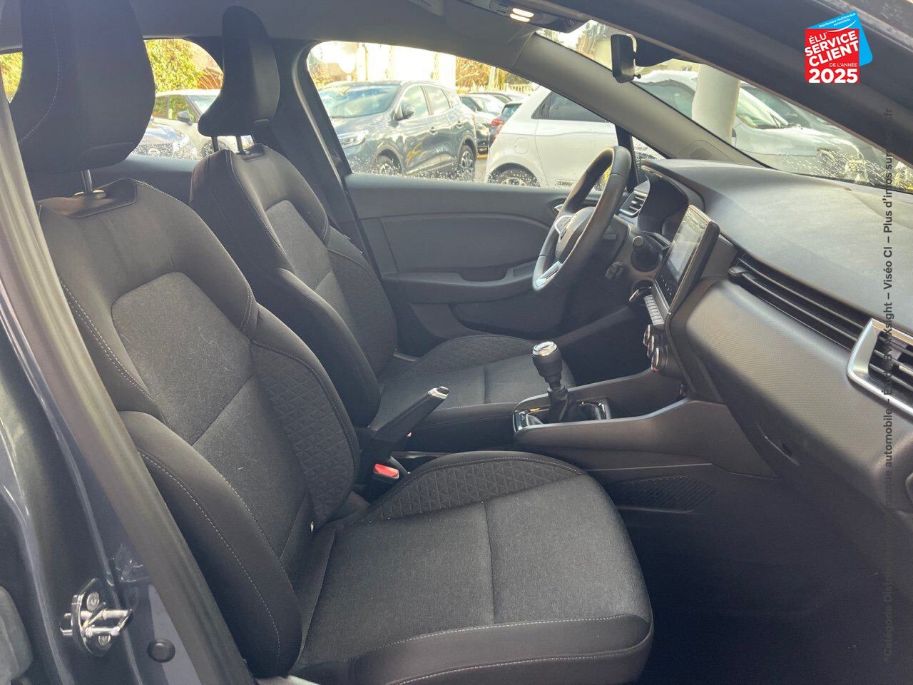 Véhicule d'occasion RENAULT CLIO 1.0 TCE 90CH BUSINESS -21N GPS RADAR AR chez Hyundai Chalons