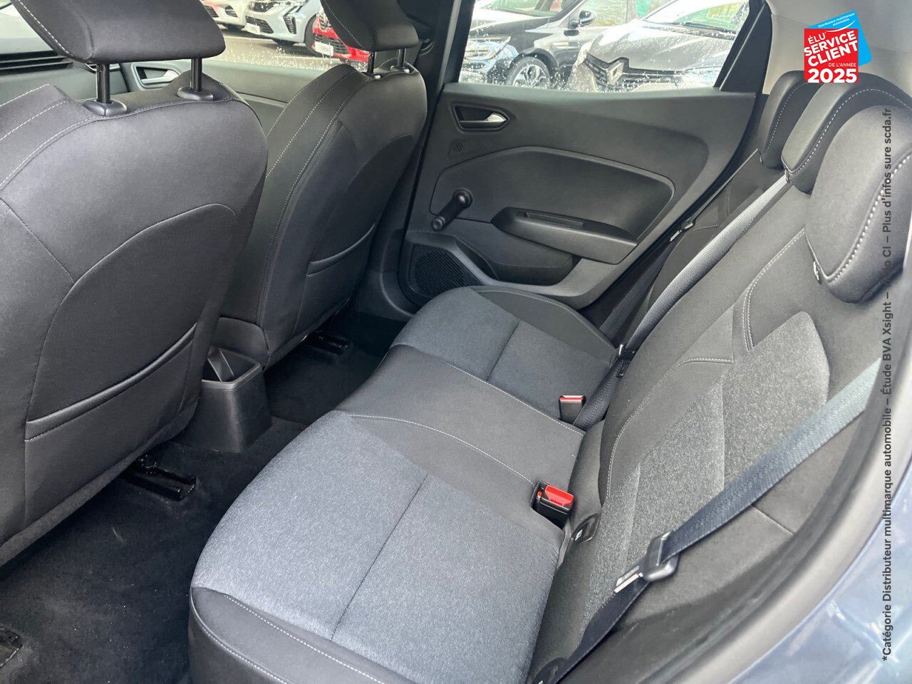 Véhicule d'occasion RENAULT CLIO 1.0 TCE 90CH BUSINESS -21N GPS RADAR AR chez Hyundai Chalons