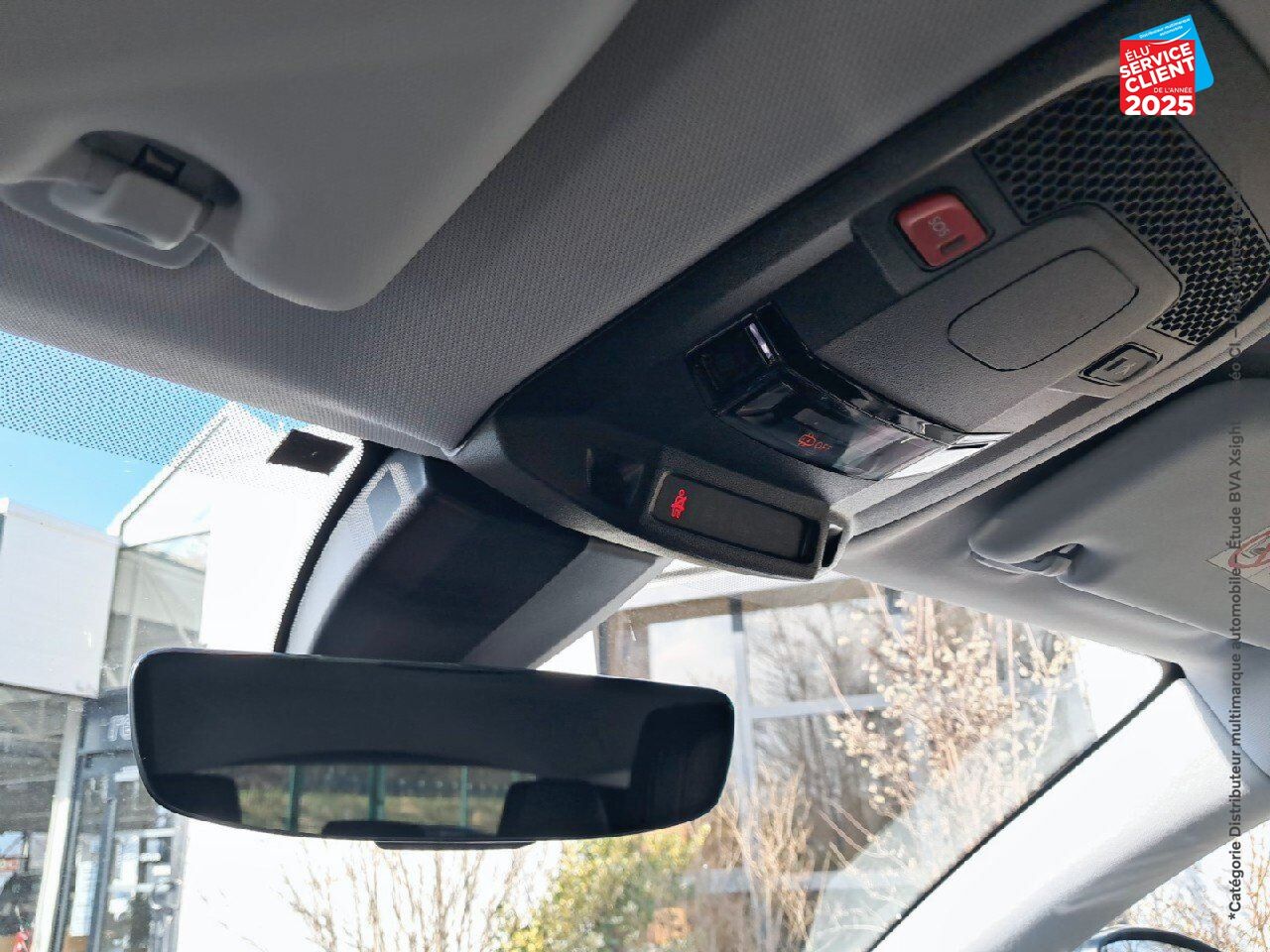 Véhicule d'occasion PEUGEOT 508 SW HYBRID 225CH ALLURE PACK E-EAT8 chez Peugeot Reims