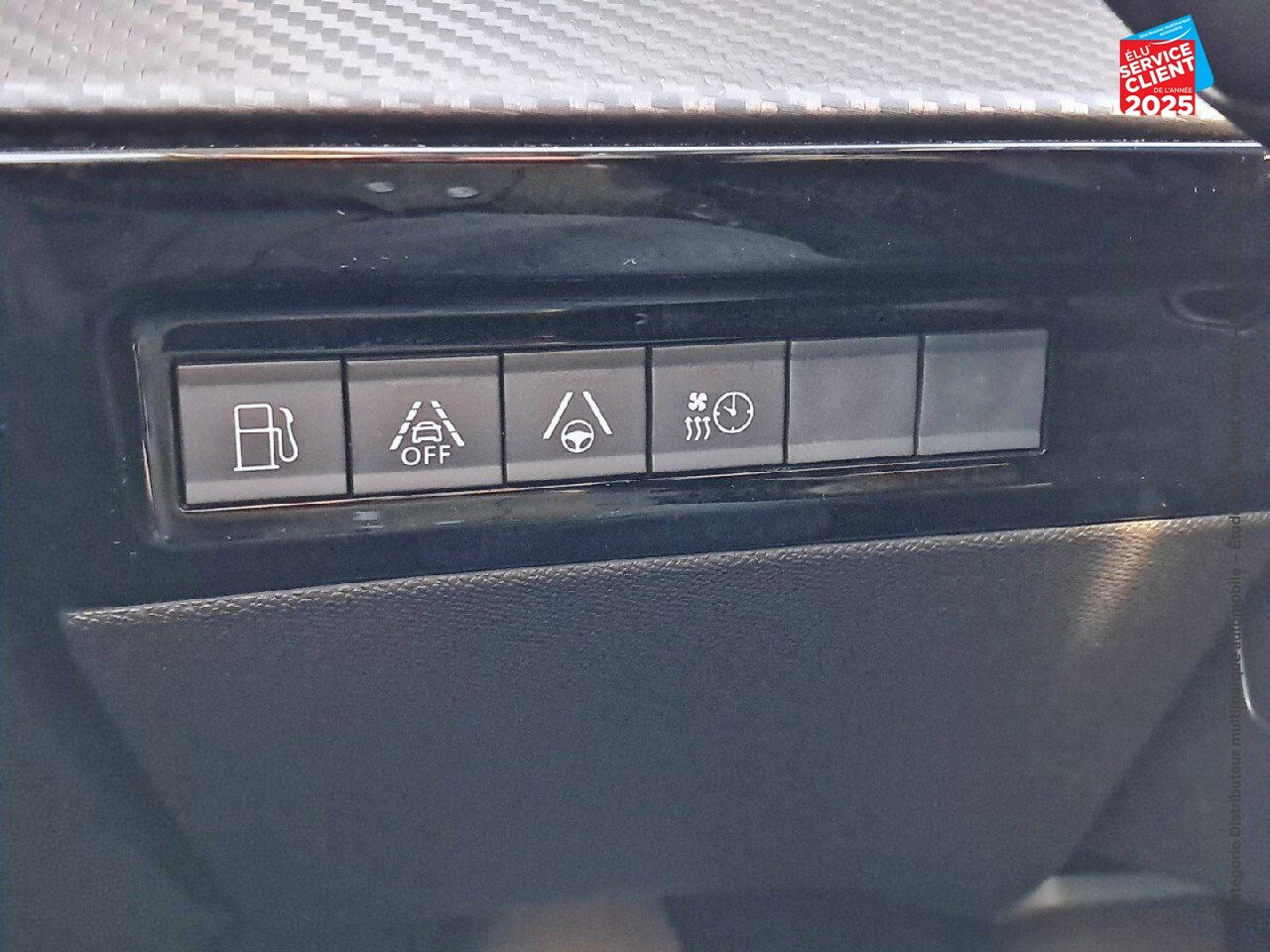 Véhicule d'occasion PEUGEOT 508 SW HYBRID 225CH ALLURE PACK E-EAT8 chez Peugeot Reims